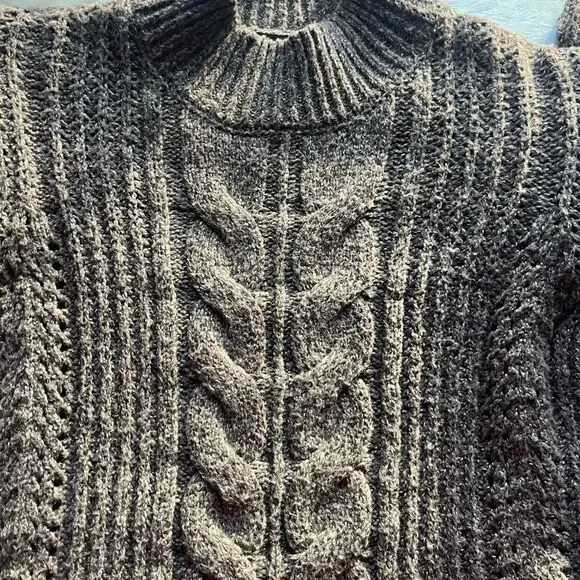 Cliche Chunky Knit Brown Sweater with Ruffle Sleeves woman’s size small - Picture 3 of 7